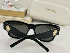 Picture of Versace Sunglasses _SKUfw56643368fw
